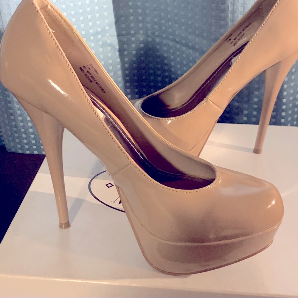 Steve Madden Caryssa Blush Patent platform Heel